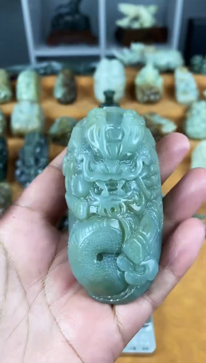 未镶嵌和田玉挂件1