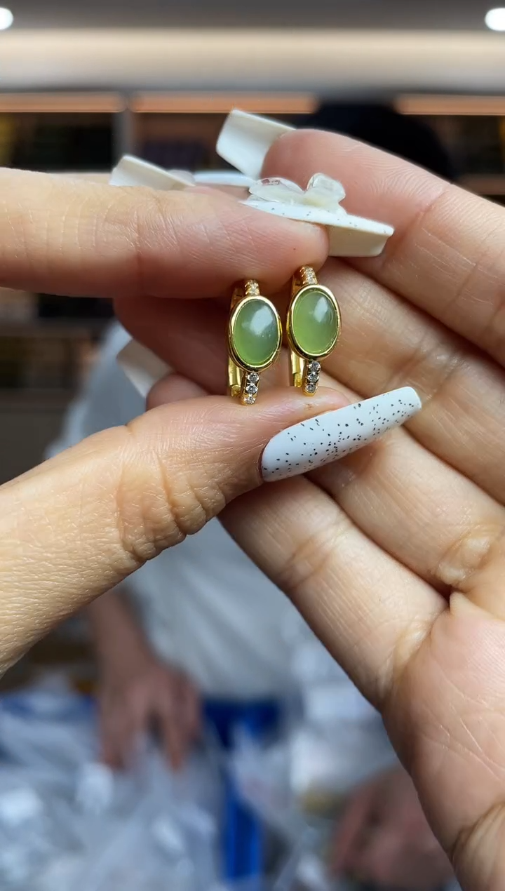 【闪购商品】和田玉·银S925镶嵌多样性发一件