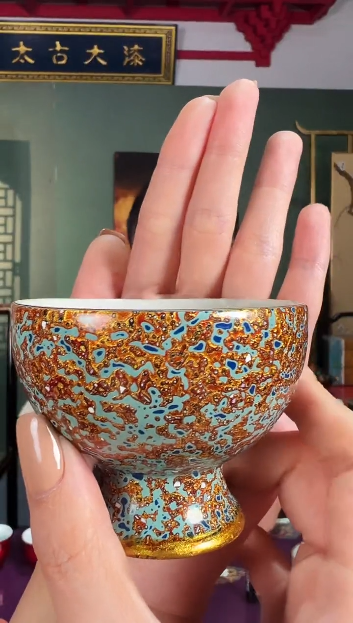 蓝碎金蛋壳镶嵌高脚杯-太古大漆