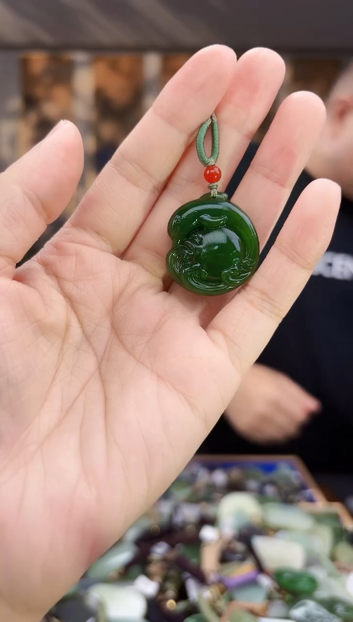 和田玉未镶嵌挂件拍一发一多样性发货