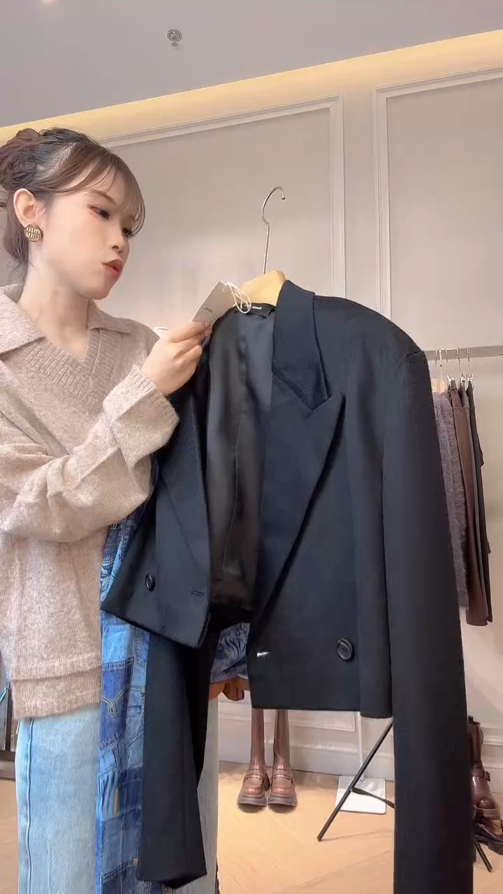 dansfeu 短款外套s码 羊毛 原价5999