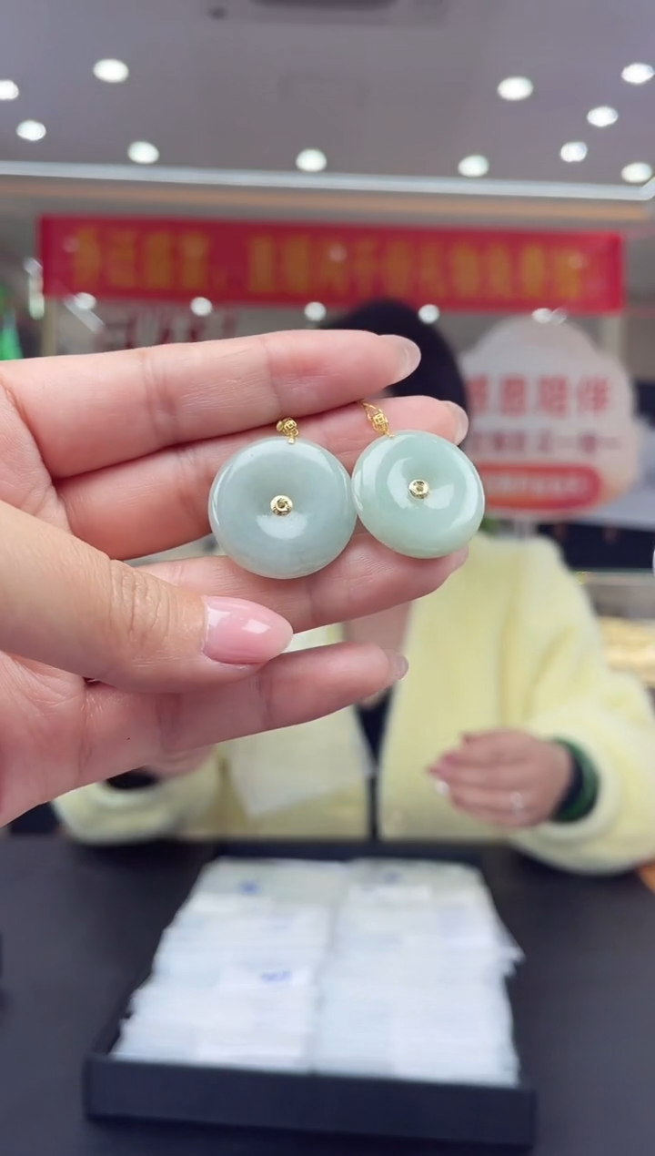 【闪购商品】翡翠挂件18K金镶嵌多样性发一件多人@@CMT