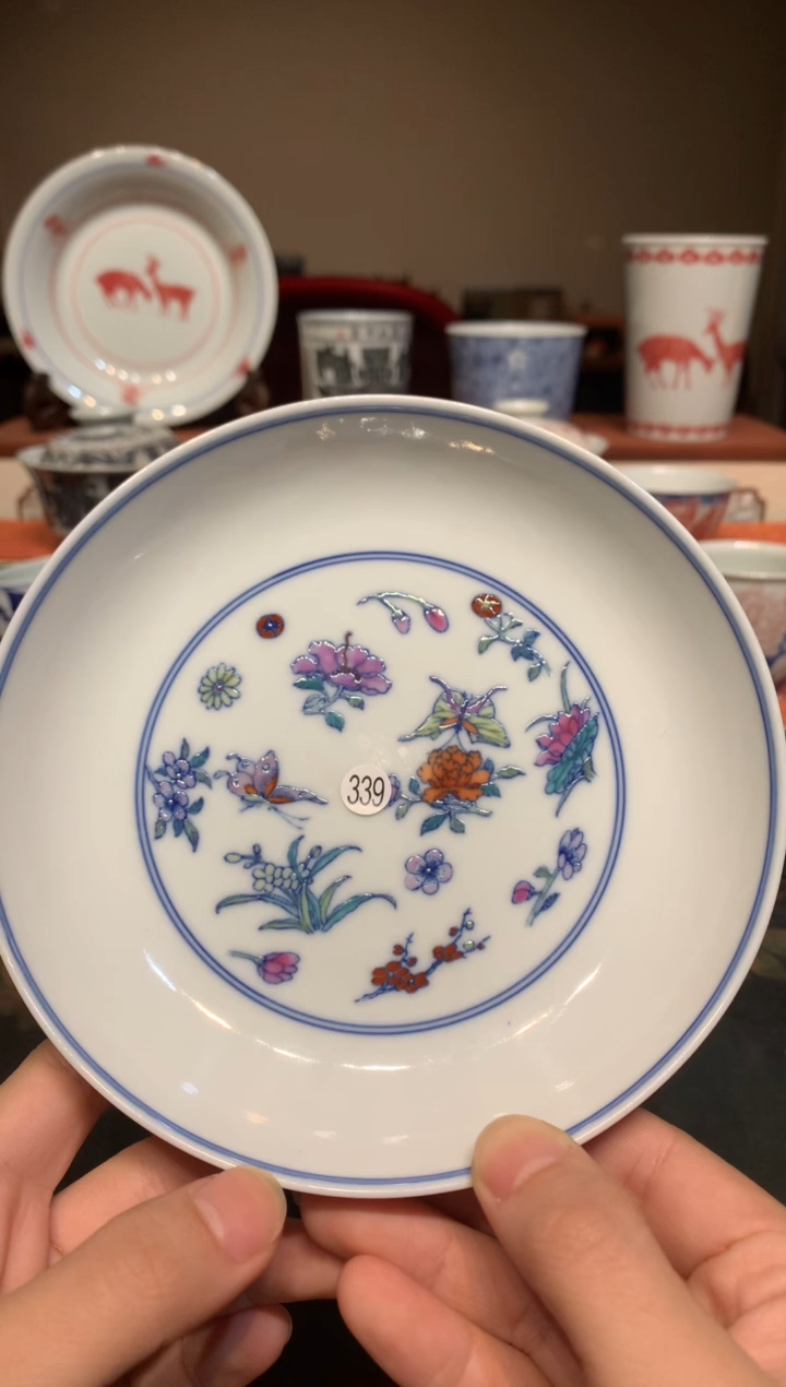 忆*南斗彩蝶恋花壶承额额