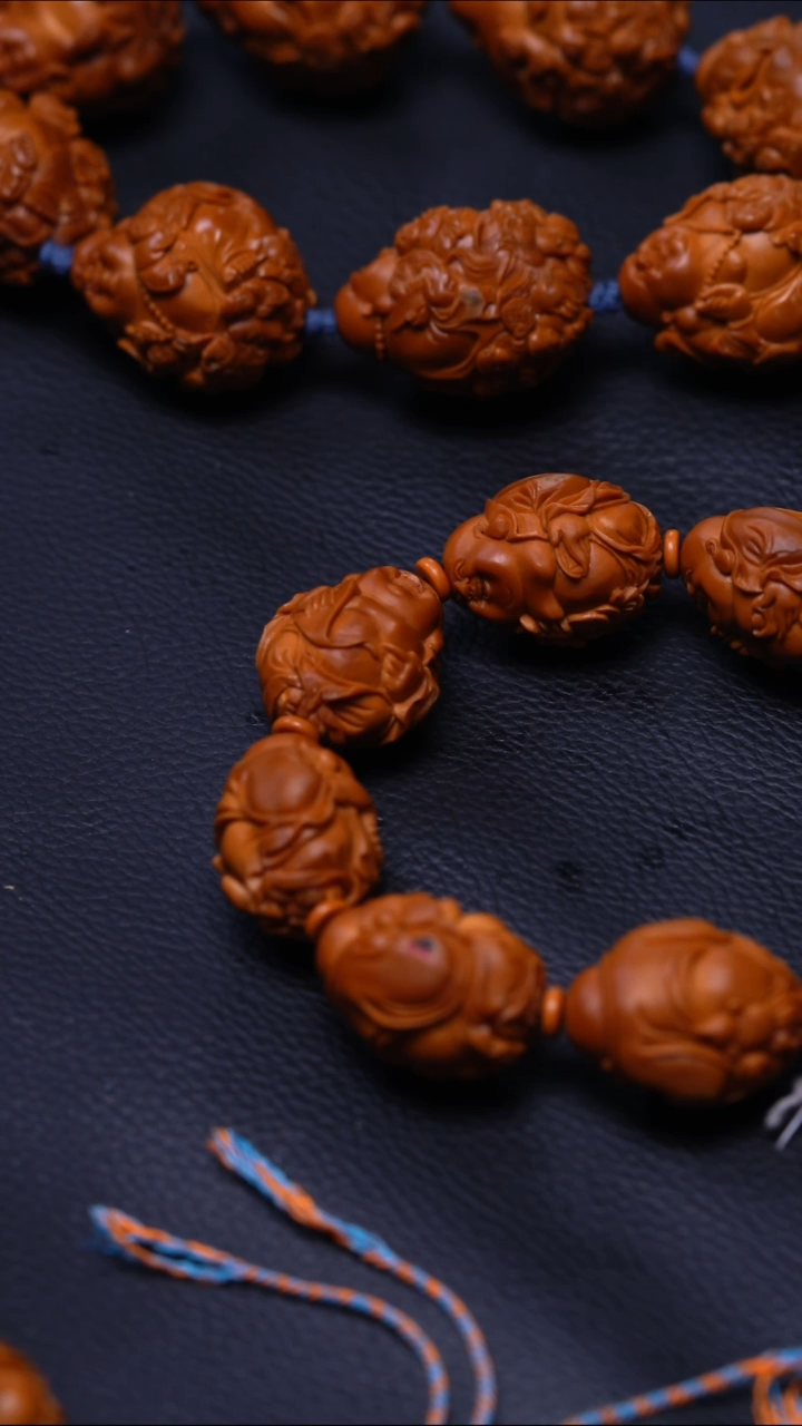 【闪购商品】橄榄核手串/手链八宝弥勒