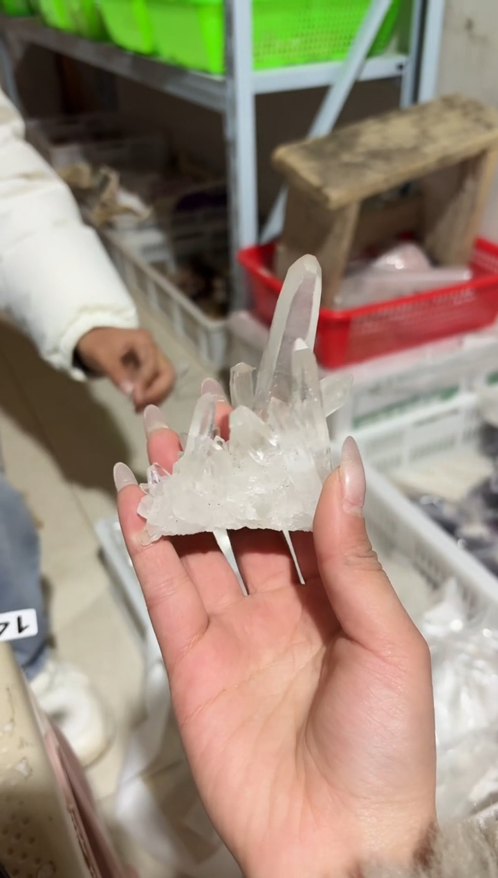 【闪购商品】摆件未镶嵌水晶列姆列亚水晶157