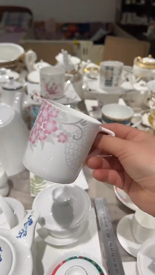 骨瓷隆达骨瓷杯子1个