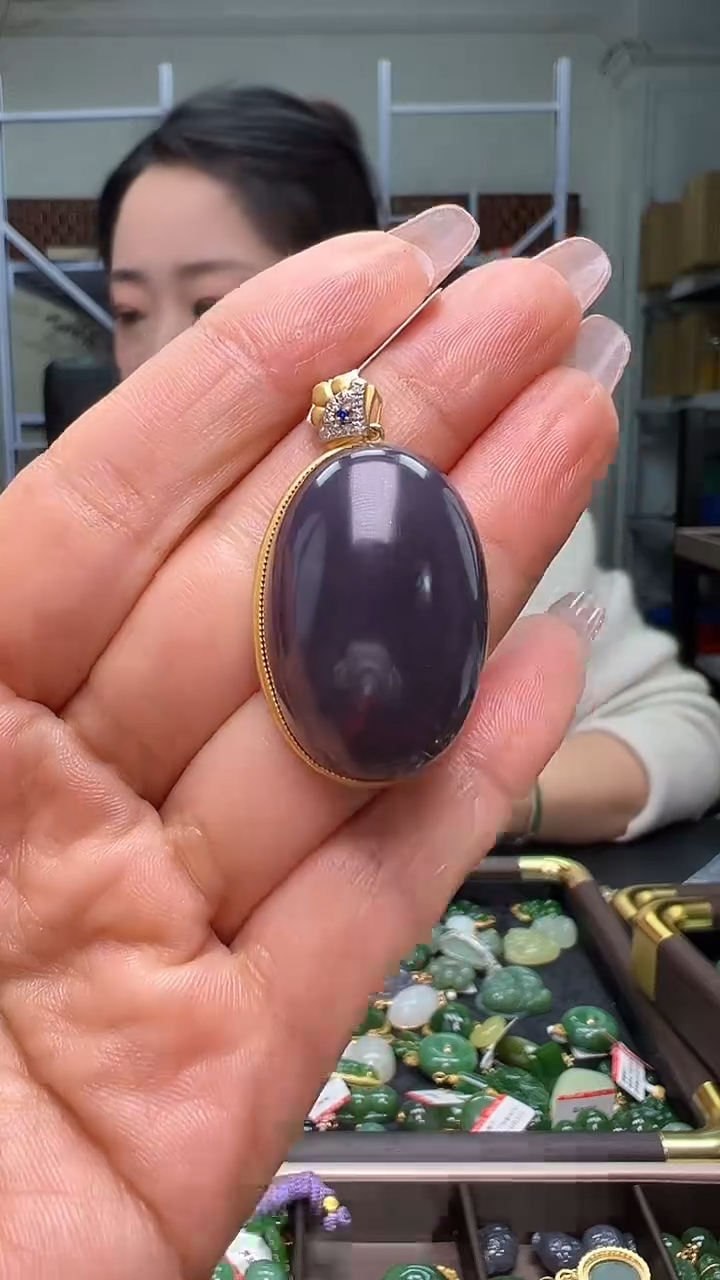 颈饰18K金镶嵌和田玉（多样性发货.发其一)12.25.56