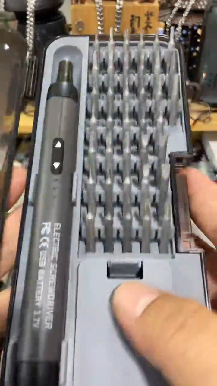 瓷片闪购商品  如图所示