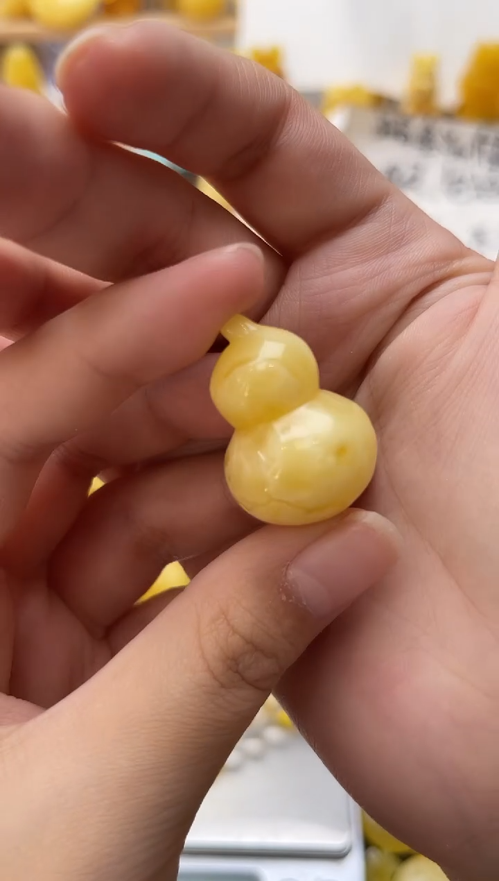 琥珀未镶嵌珠宝奇石145琥珀蜜蜡微瑕