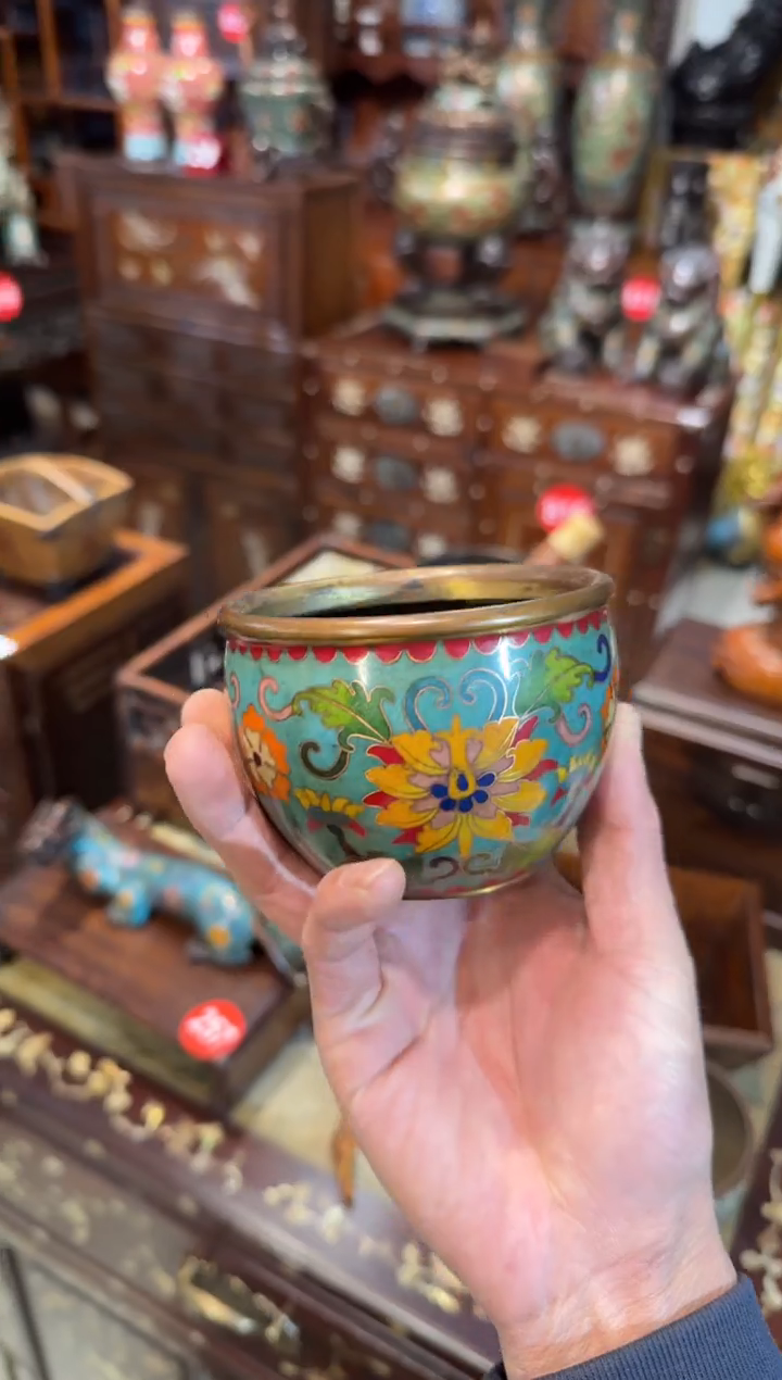 木木头款景泰蓝浅蓝缸168