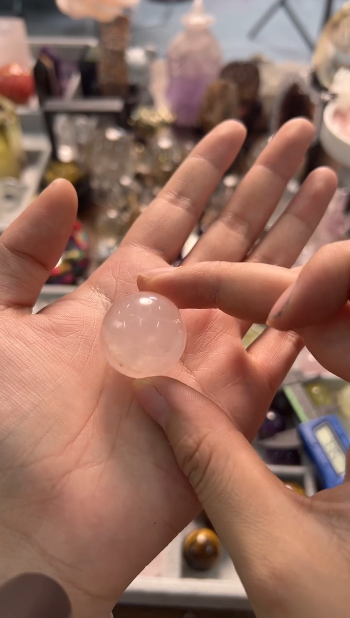 未镶嵌珠宝半成品水晶M604 约2.5cm 多样性发一