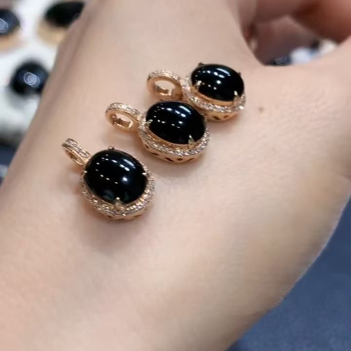 【 云中意】-18K金墨翠吊坠（不含链）- 多样性发货一件