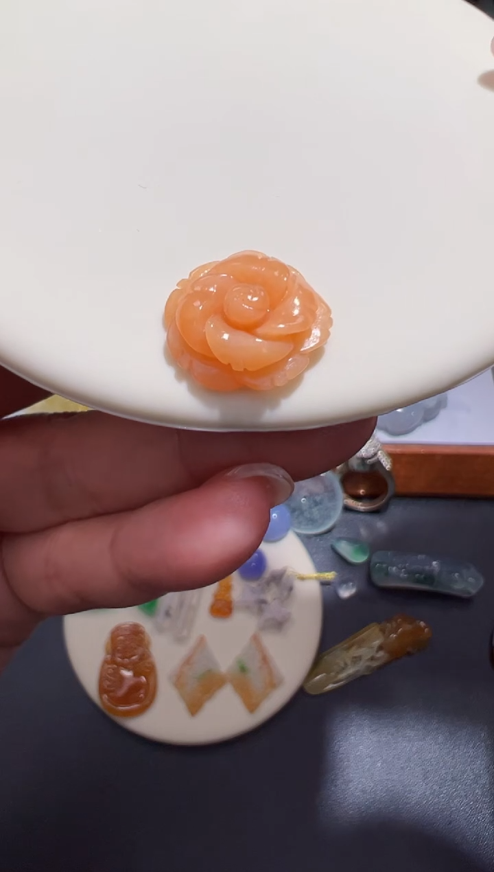 未镶嵌定制翡翠16.2*6花花