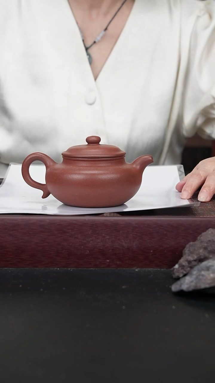 茶壶紫砂xt 战旗老朱泥 大亨仿古240CC全手