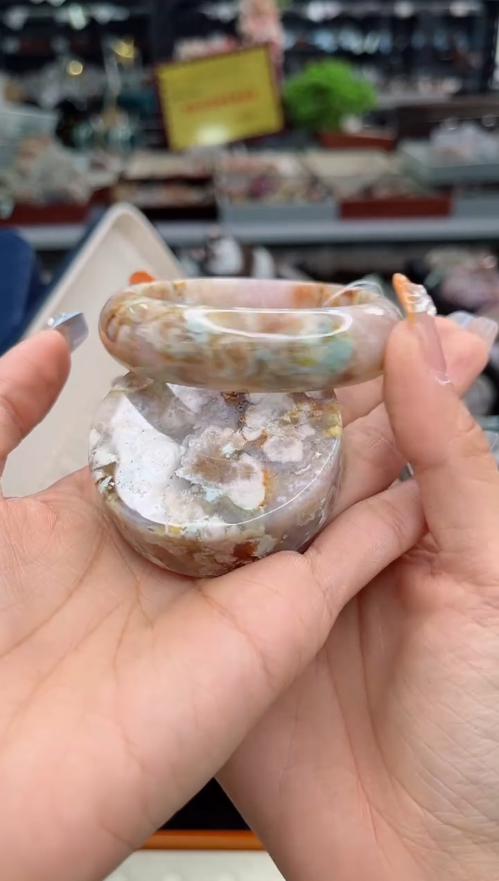 【闪购商品】石英质玉手镯未镶嵌54圈口（赠品镯心）6567142