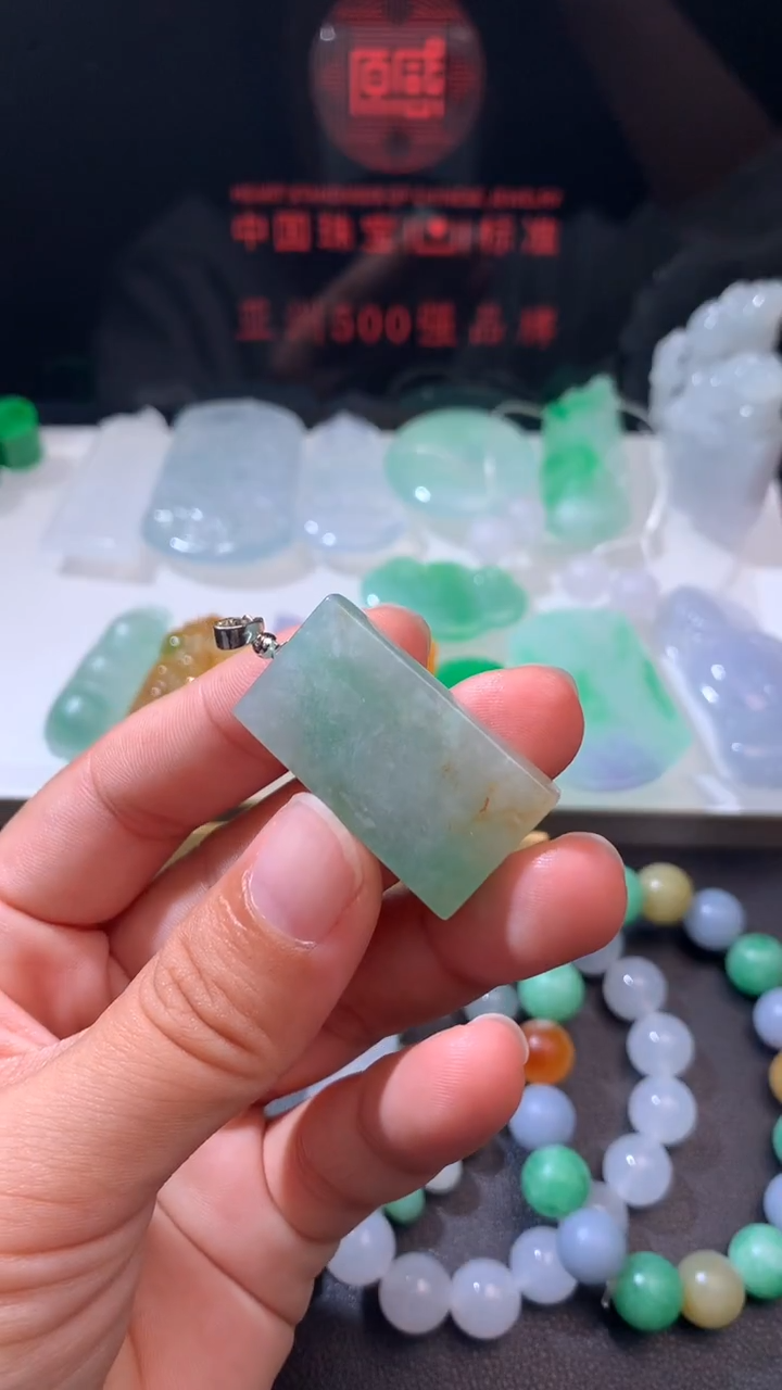 未镶嵌定制翡翠   