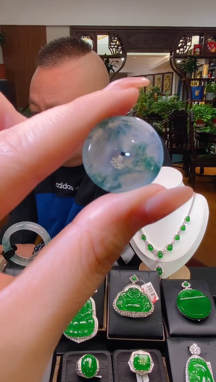 【闪购商品】翡翠吊坠(不含链)未镶嵌翡翠吊坠