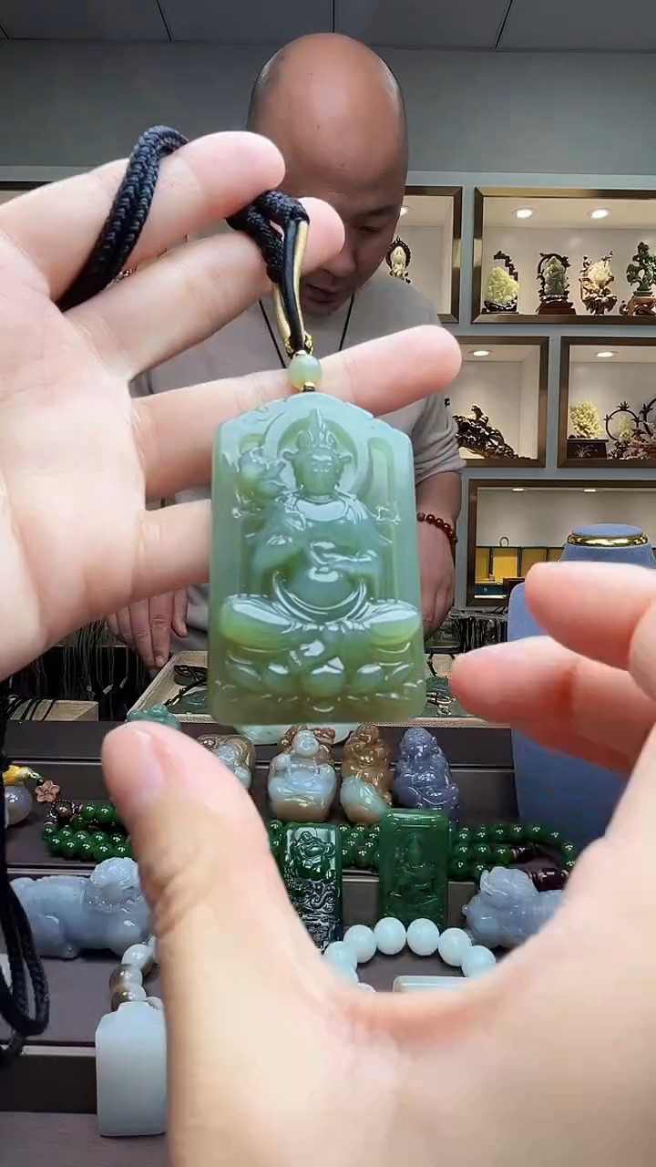 【闪购商品】和田玉颈饰未镶嵌苏