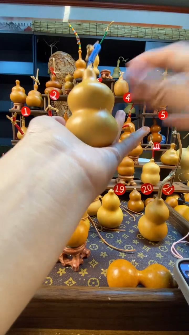 葫芦I****o158葫芦娃