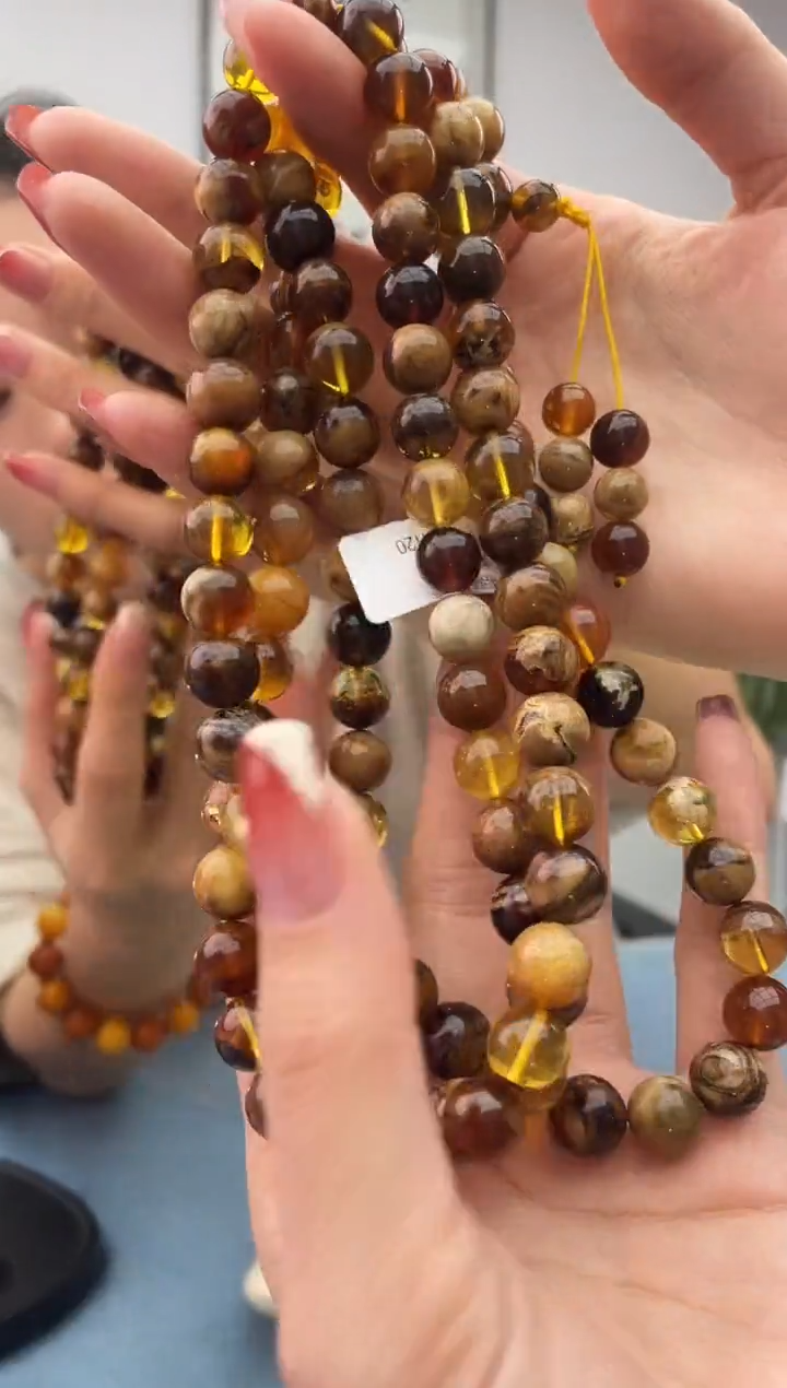 【闪购商品】琥珀珠宝奇石未镶嵌，假一罚十070.10