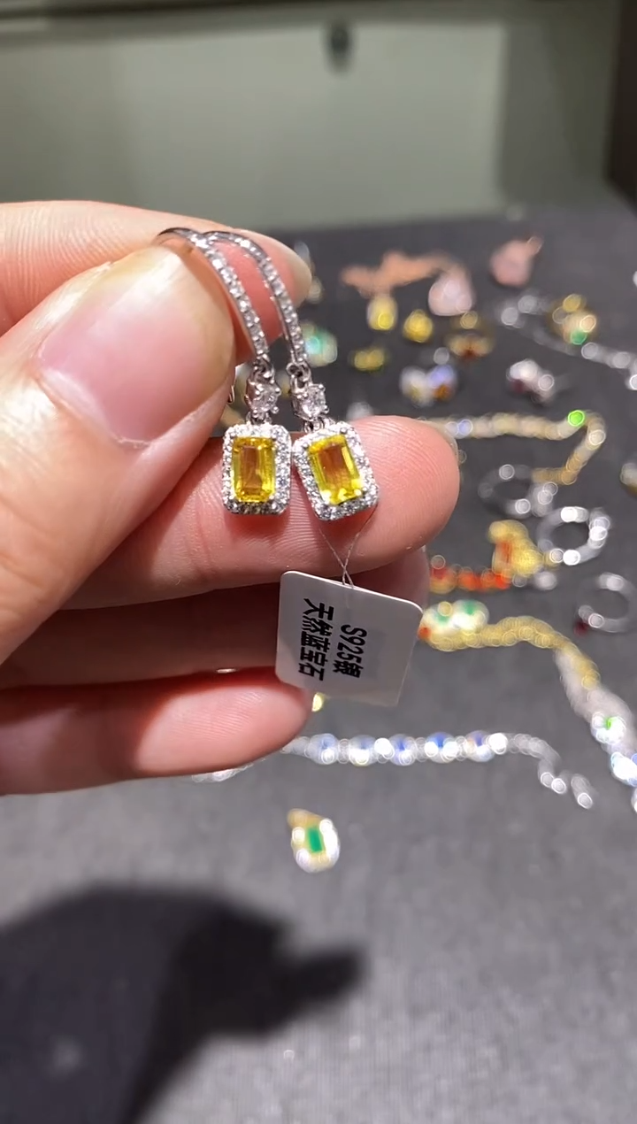 耳饰蓝宝石银S925镶嵌耳钉