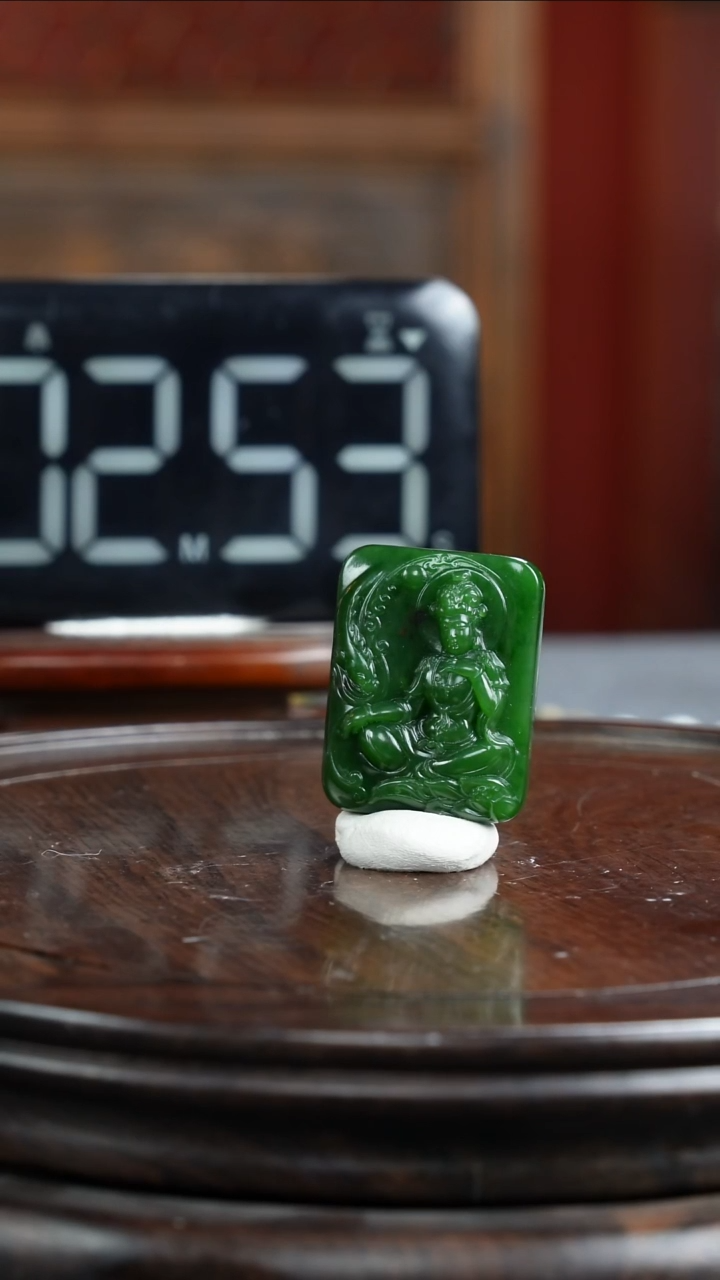 未镶嵌和田玉挂件R***O1