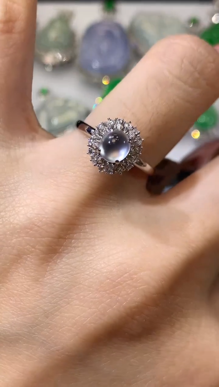 【闪购商品】翡翠戒指18K金镶嵌C39一件