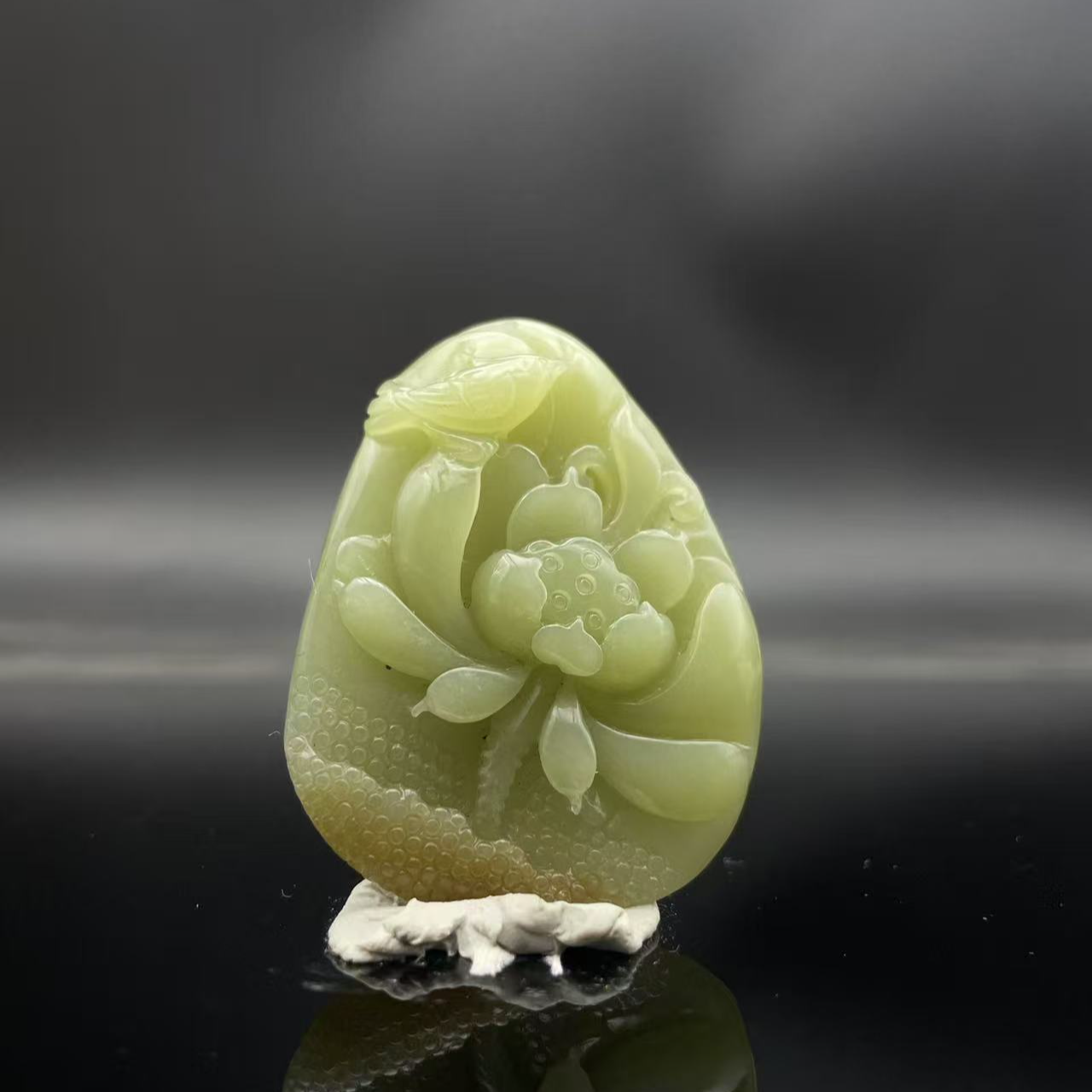 和田玉莲花吊坠 7157