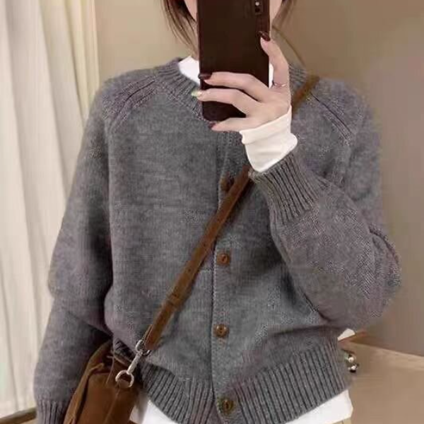 2025秋冬季新款韩系复古圆领单排纽扣毛衣女款小个子短款针织开衫