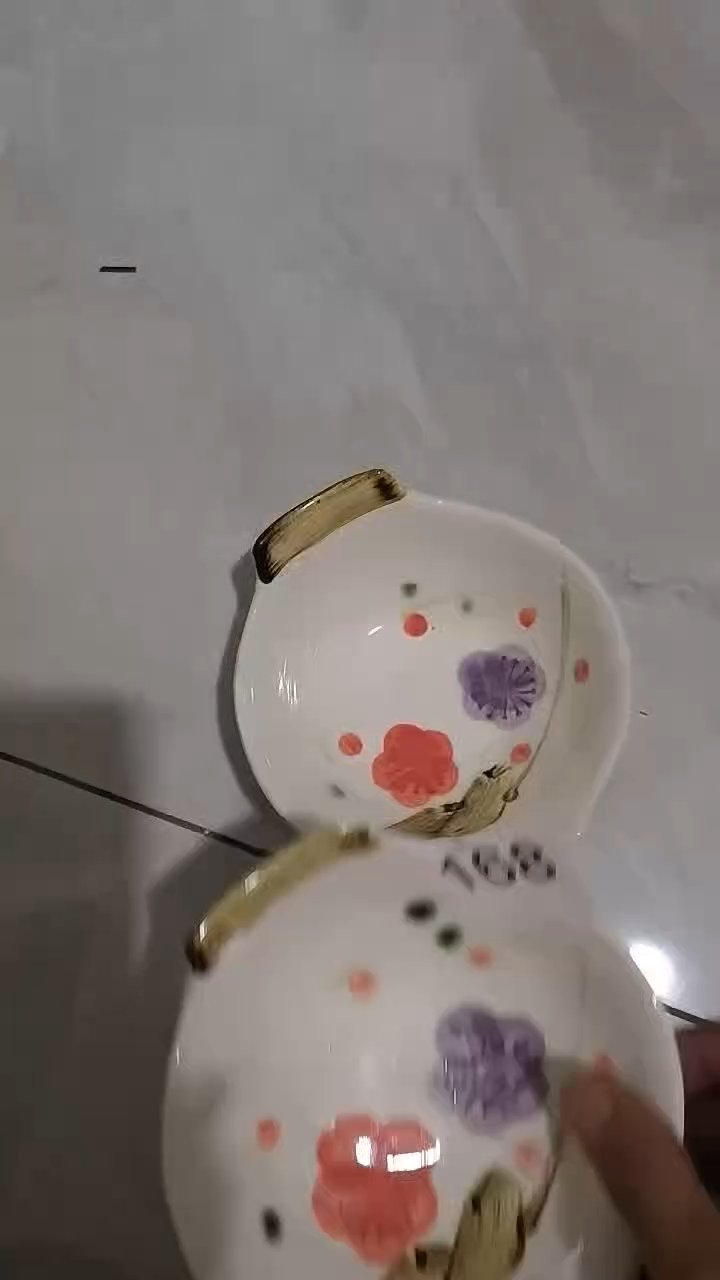 小*鱼小鱼鱼  中古商品 默认瑕疵 满20包邮 完美主义者慎拍 