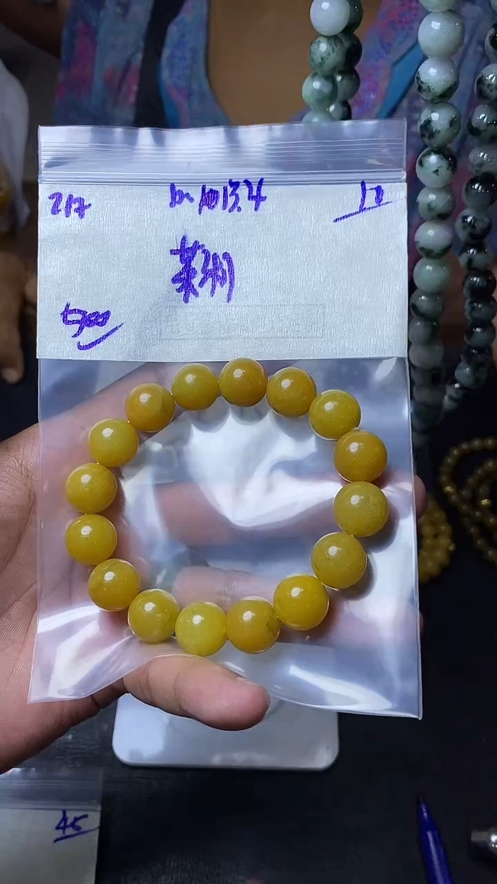 定制翡翠未镶嵌茉*翡翠毛货抛光拍一发一