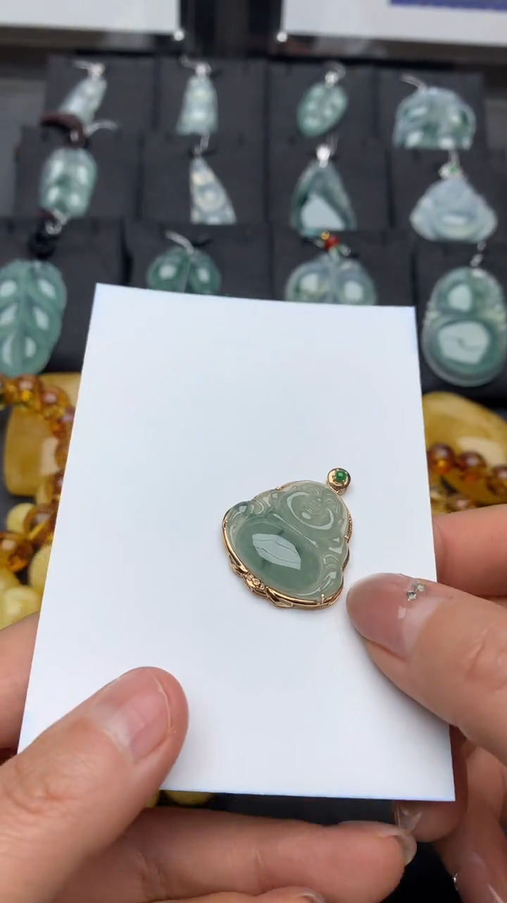 【闪购商品】翡翠颈饰18K金镶嵌飘花佛公吊坠