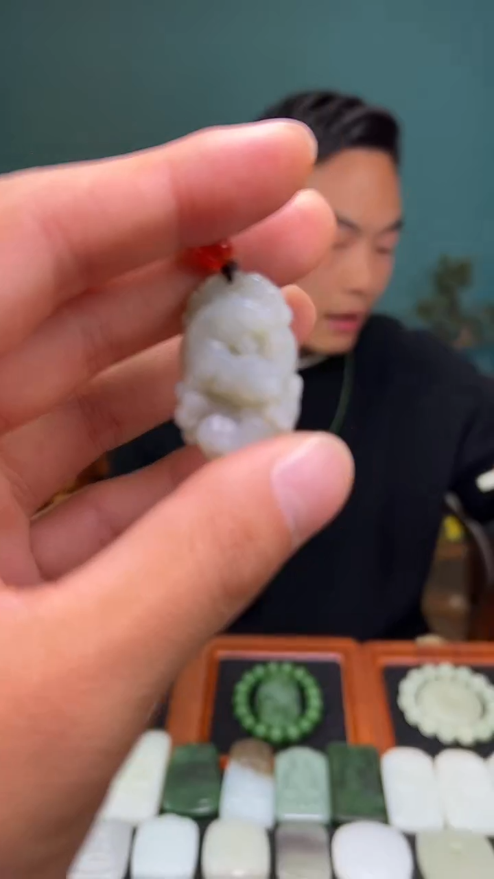 未镶嵌和田玉挂件吊坠生肖虎随机发