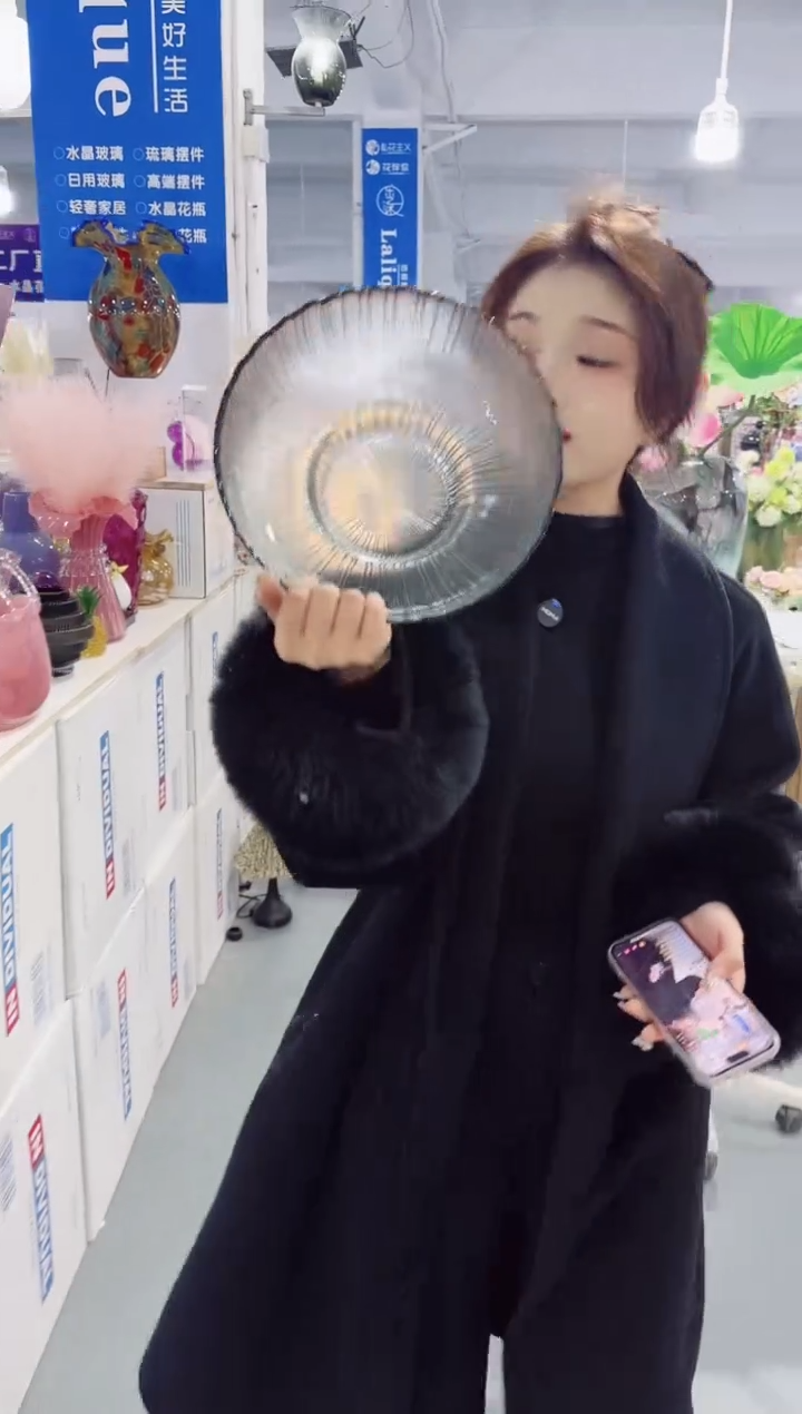 【闪购商品】玻璃私花主义花瓶厂-微瑕--0BM48