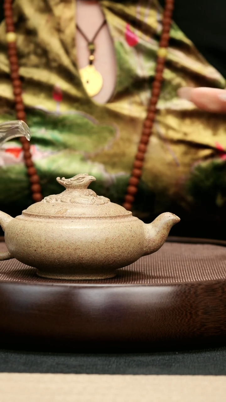 【闪购商品】紫砂茶壶71本绿柴烧瑞兽改良款