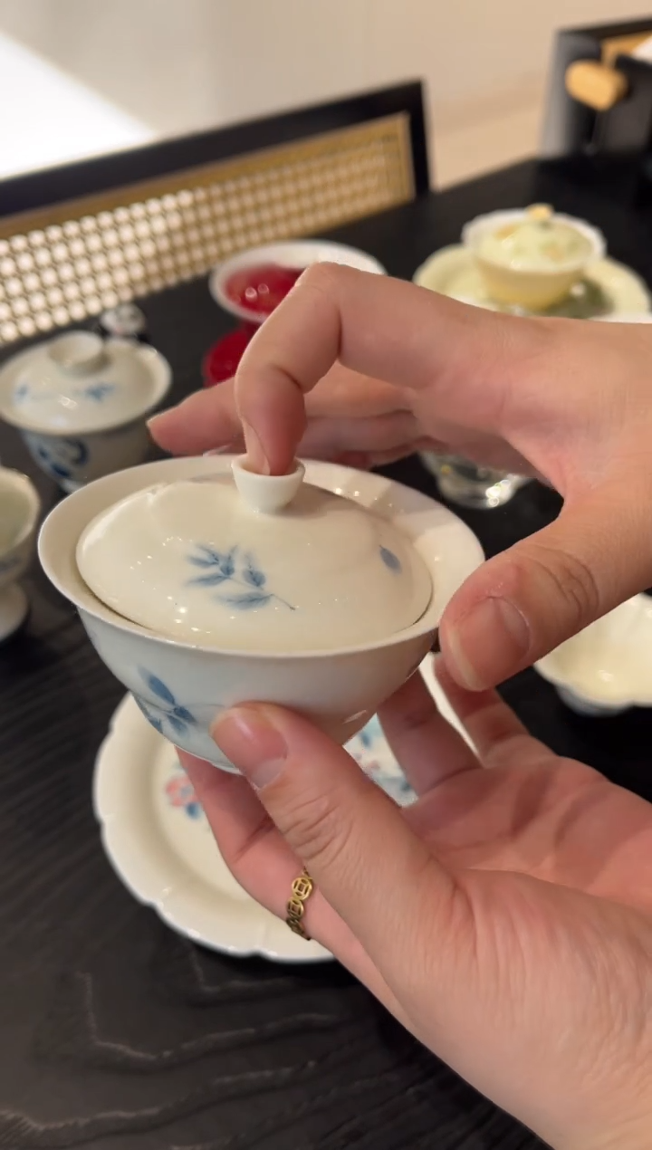 【闪购商品】青己-玉瓷-海棠朵朵-绽放盖碗