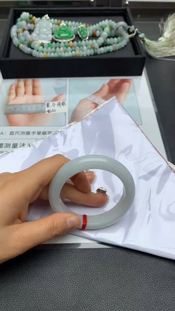 【闪购商品】翡翠手镯未镶嵌正圈54-56
