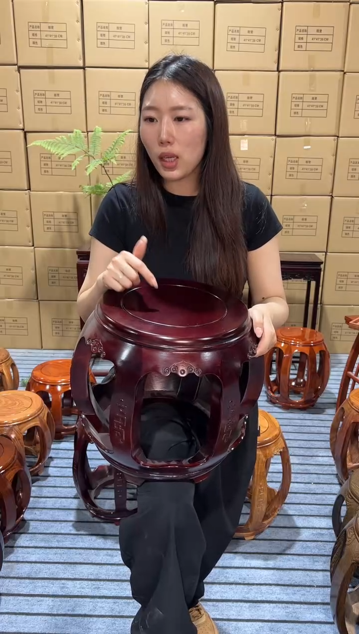 花梨木类家具亚花梨酸枝色小号雕花鼓凳