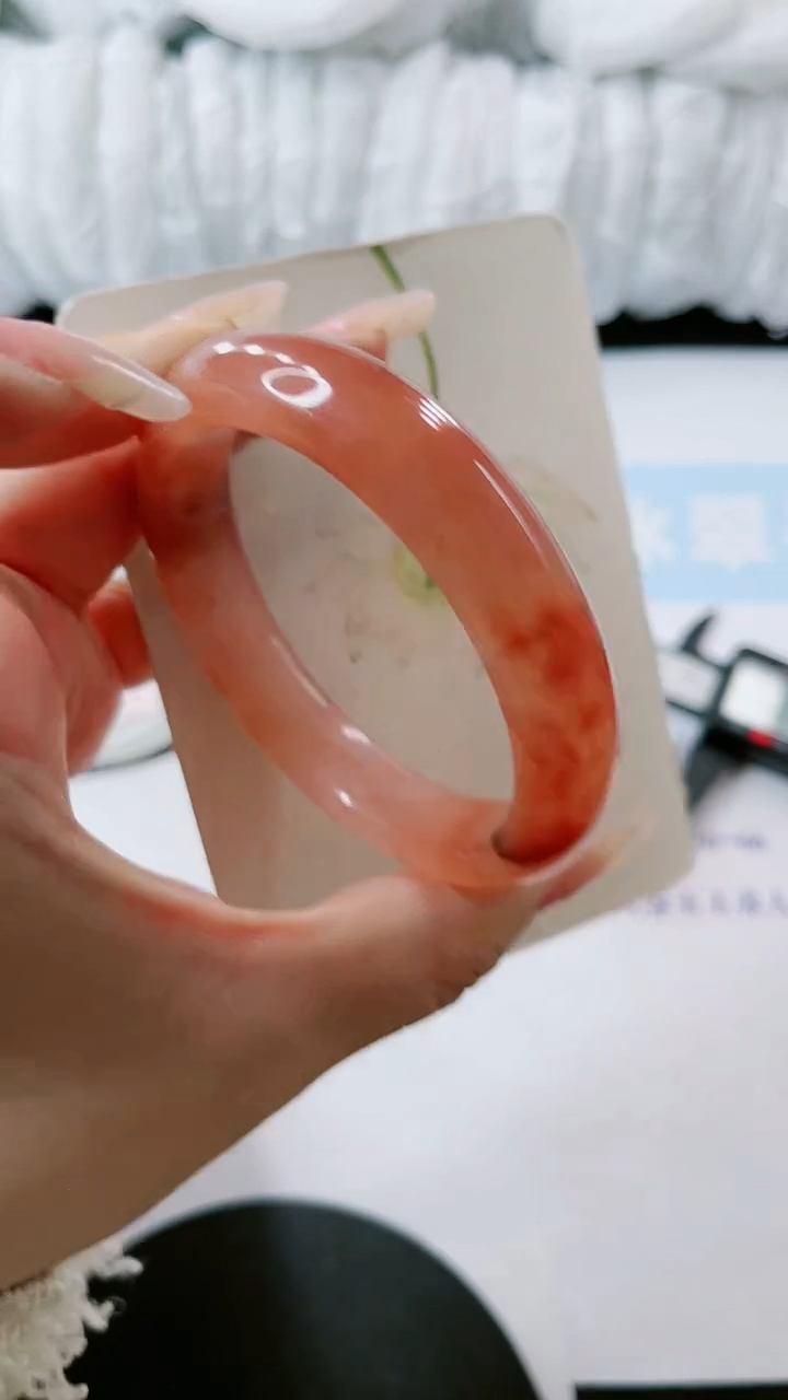 【闪购商品】石英质玉手镯未镶嵌多样性发货E678