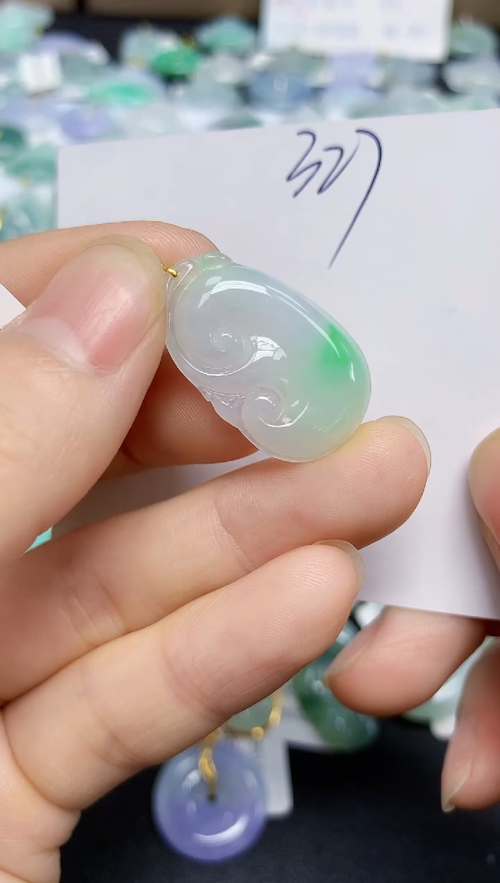 颈饰18K金镶嵌翡翠天然缅甸翡翠A货翡翠百元以上9元证书费自理