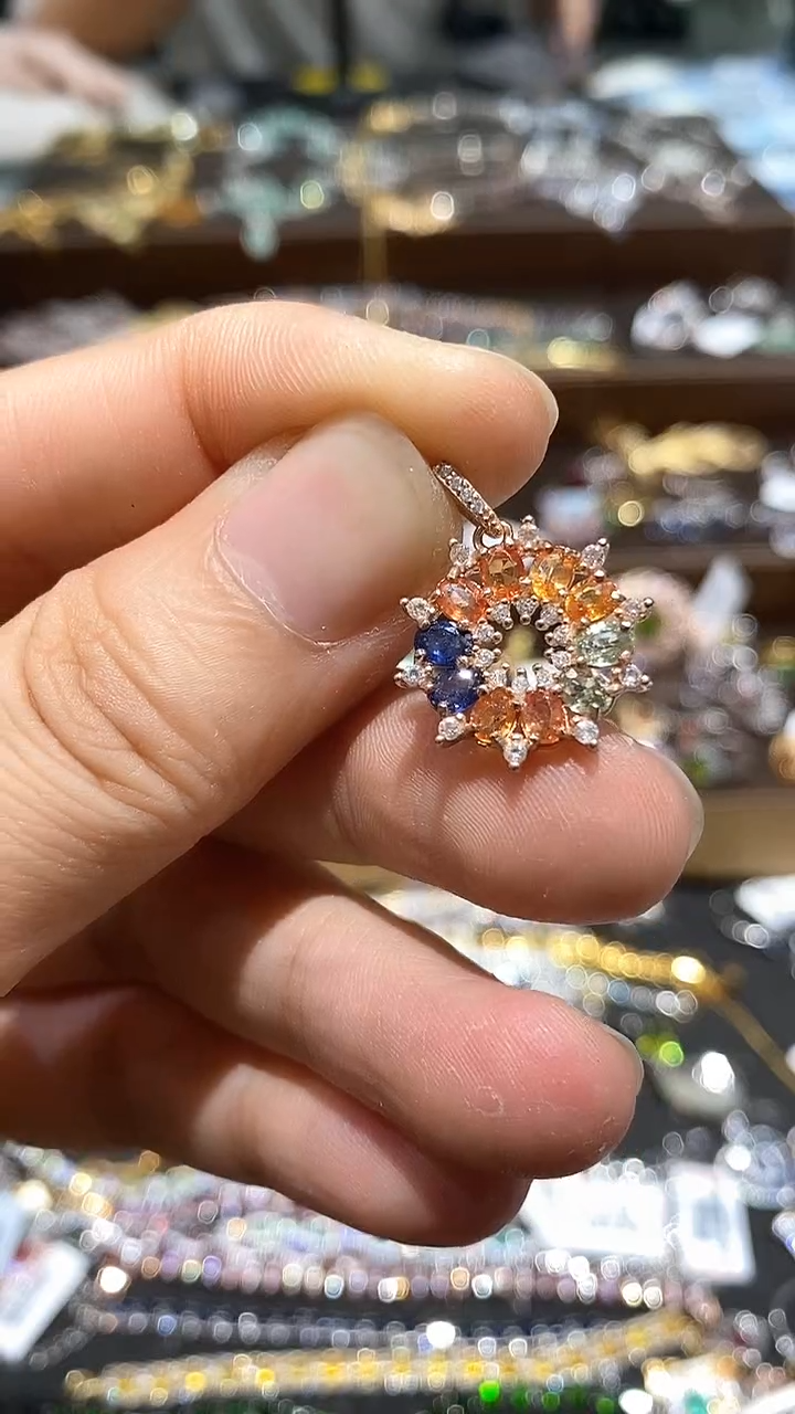 【闪购商品】蓝宝石颈饰银S925镶嵌吊坠