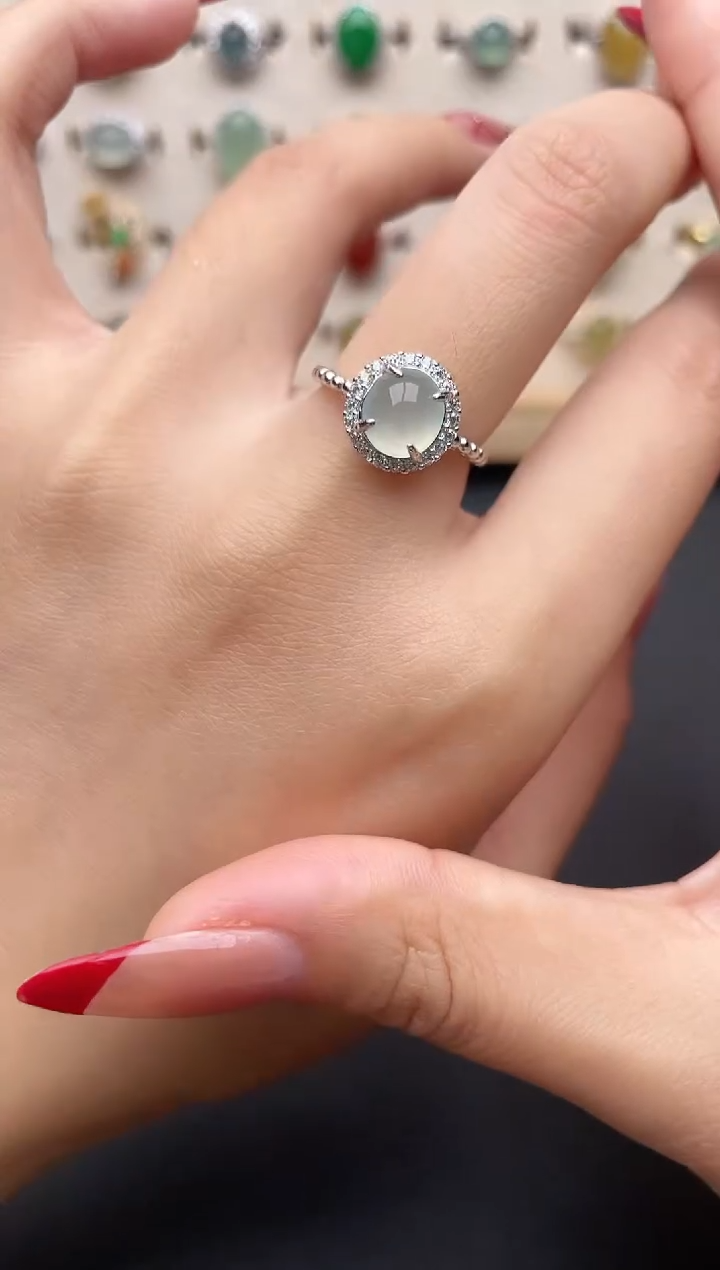 【闪购商品】翡翠戒指银S925镶嵌一物一证一礼盒