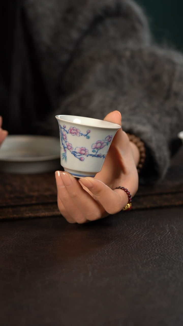 【闪购商品】杯聚澜堂斗彩玉兰花竹节撇口杯