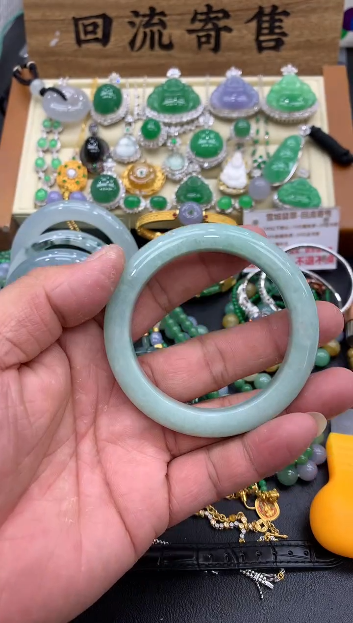 【闪购商品】翡翠手镯未镶嵌304-中国好珍宝