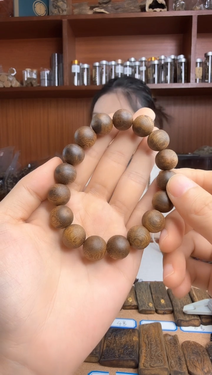 沉香手串奇楠沉香卡1.3圆珠单圈手串一条13.8g