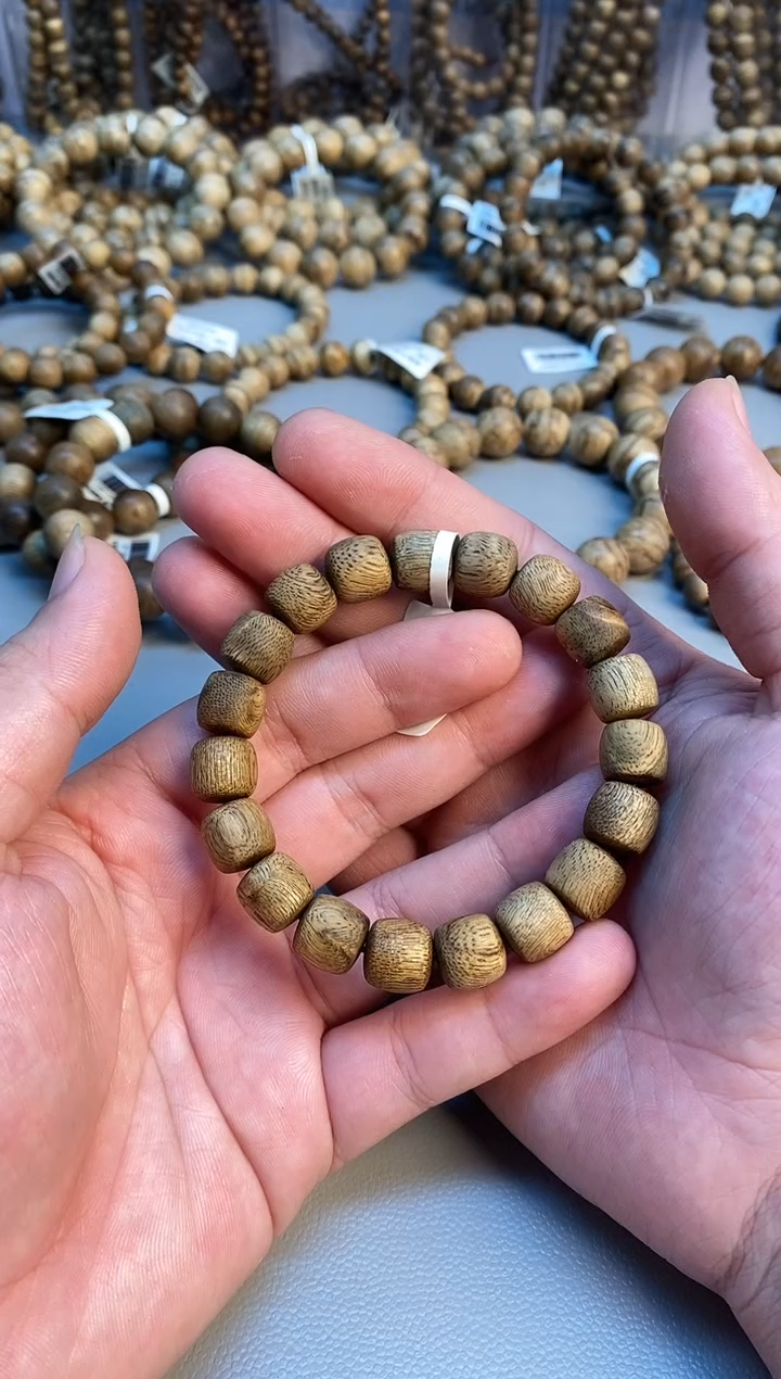 沉香手串 文莱老型单圈1.0多样性发其一