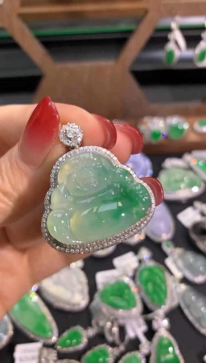 【闪购商品】翡翠吊坠(不含链)18K金镶嵌吊坠