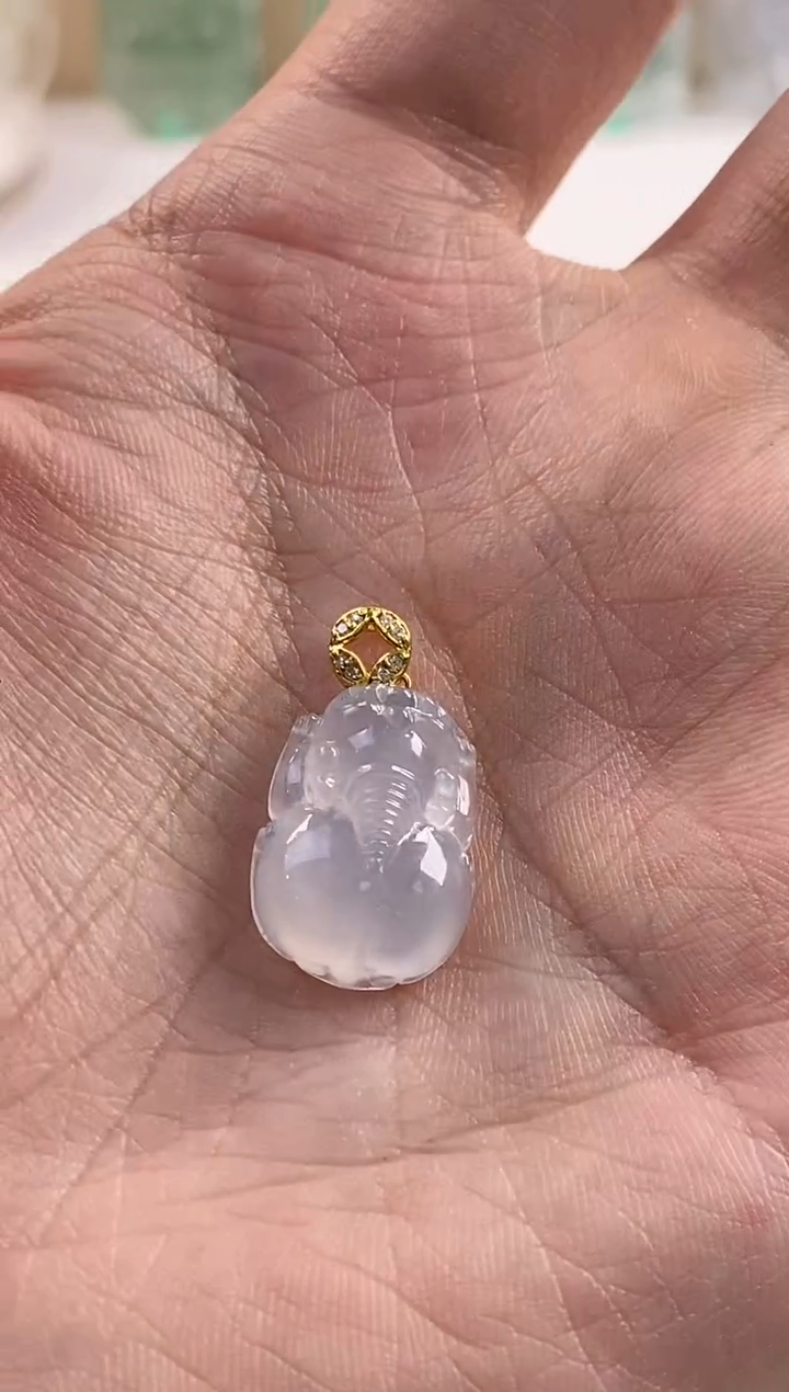 【闪购商品】翡翠吊坠(不含链)18K金镶嵌天然缅甸A货翡翠吊坠