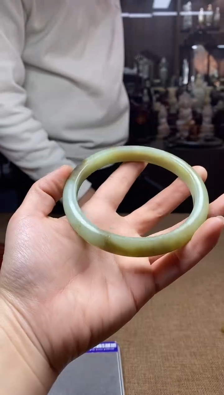 【闪购商品】和田玉颈饰未镶嵌80圈口