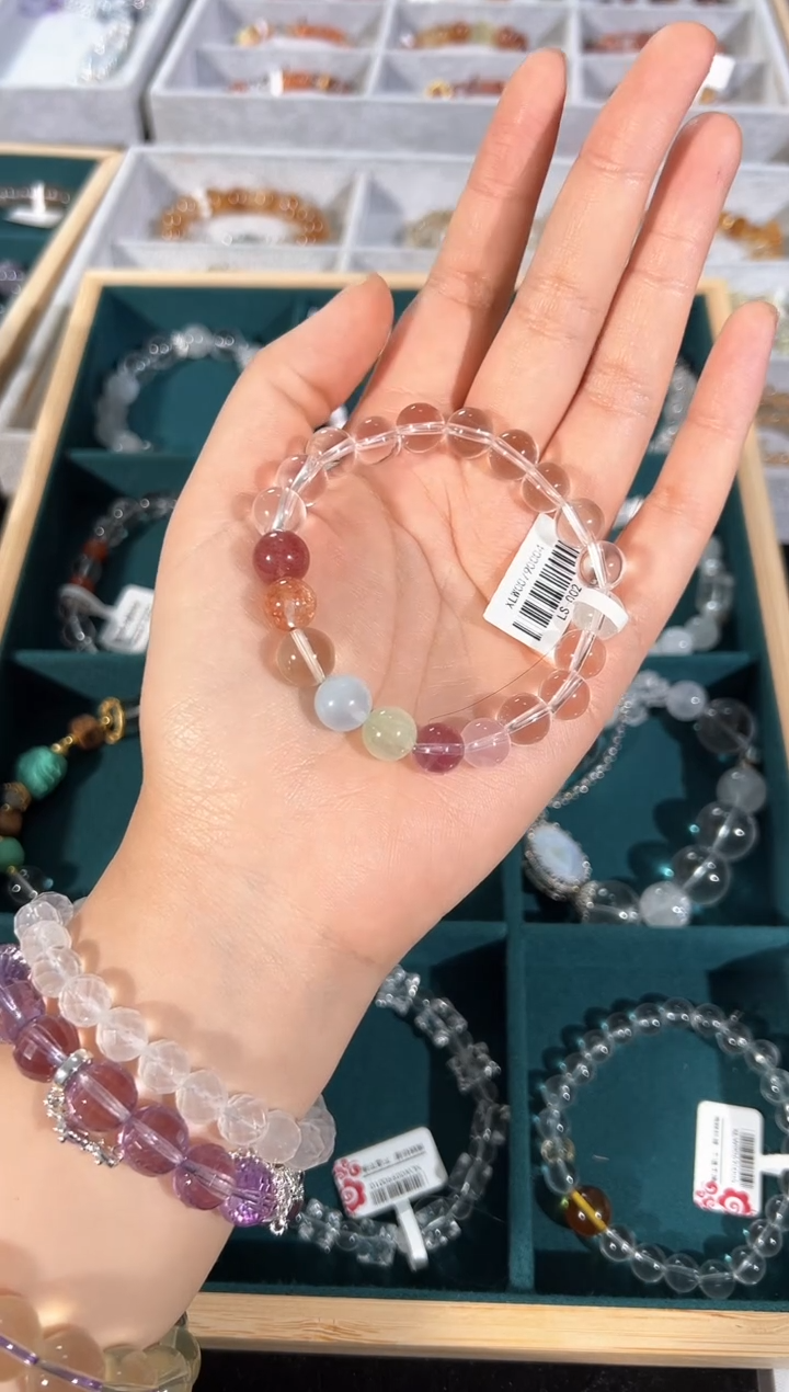 【闪购商品】水晶手链未镶嵌颜色微差多样性发货发其一
